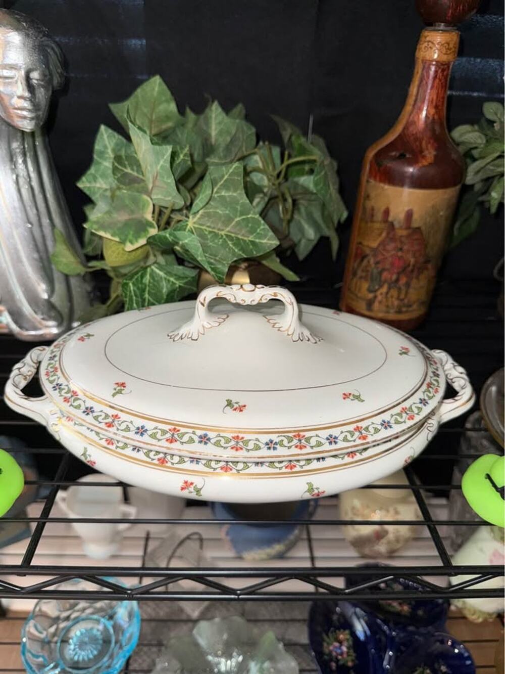 Antique Serving Bowl with Lid, John Maddock & Sons Ltd., England Royal Vitreous,